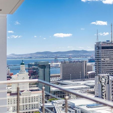 Luxurious 16 On Bree Studio Apartment - Harbour Views Ciudad del Cabo Exterior foto