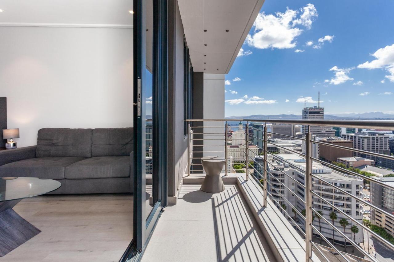 Luxurious 16 On Bree Studio Apartment - Harbour Views Ciudad del Cabo Exterior foto