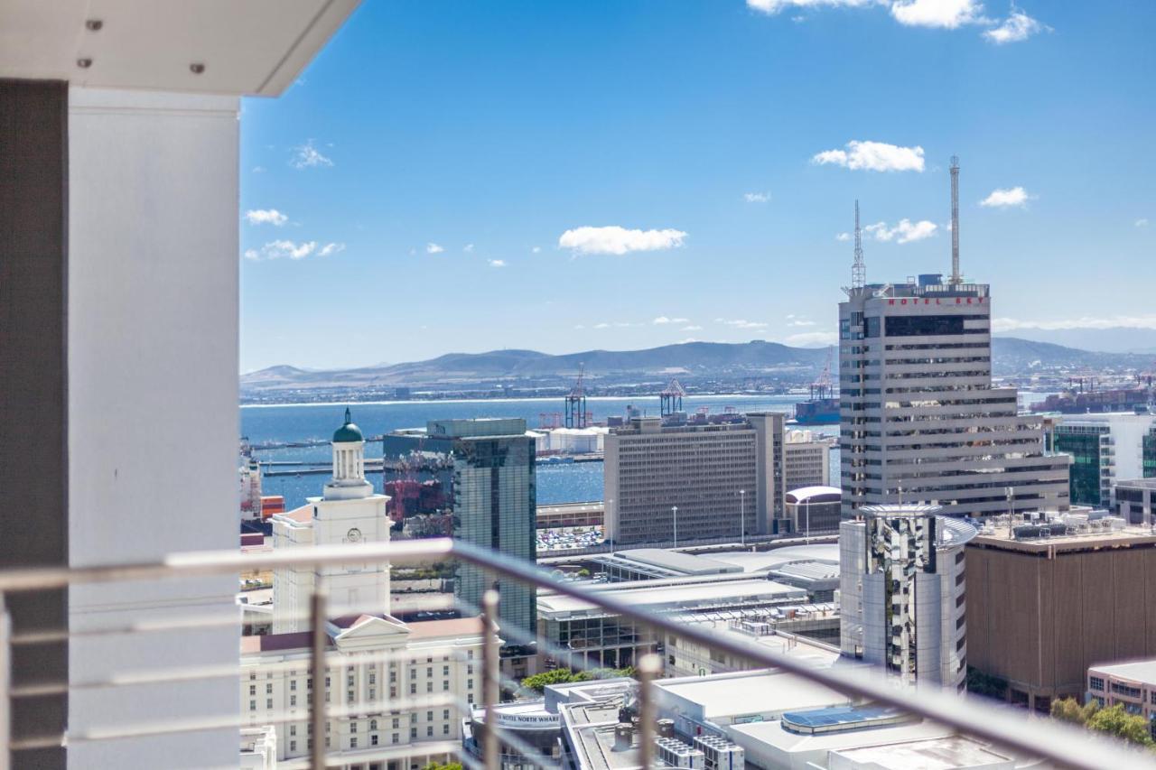 Luxurious 16 On Bree Studio Apartment - Harbour Views Ciudad del Cabo Exterior foto